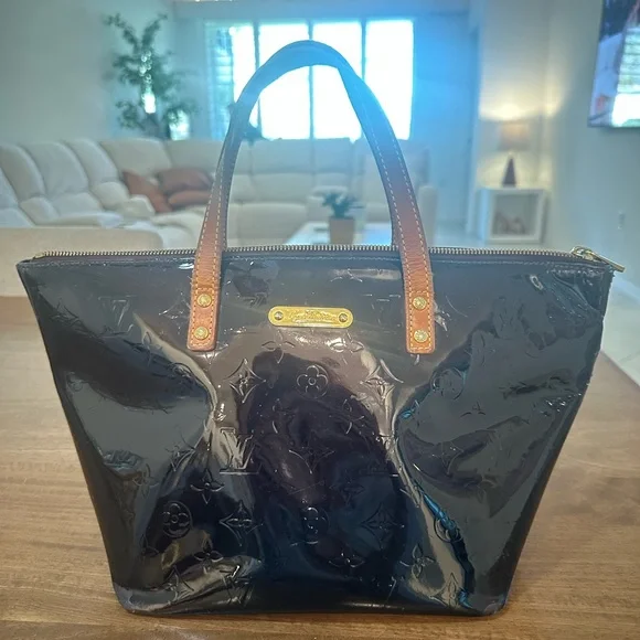 Louis Vuitton Wilshire PM – Monogram Vernis - Picture 2 of 6